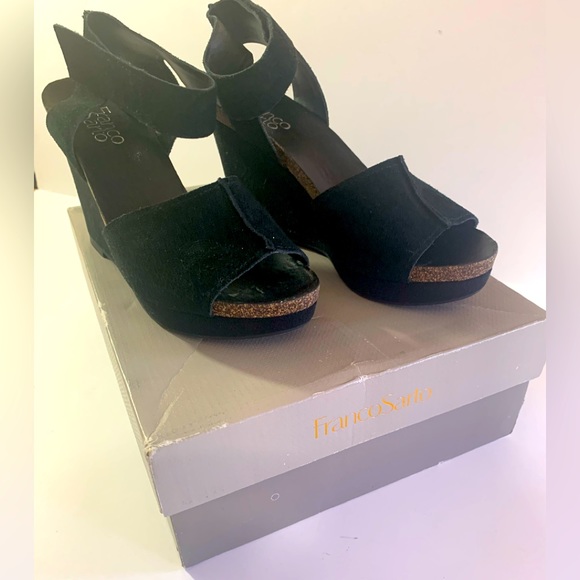 Franco Sarto Shoes - 🌺SOLD🌺Franco Sarto Fairfax Black Suede Wedge Plateform Sandal Heels